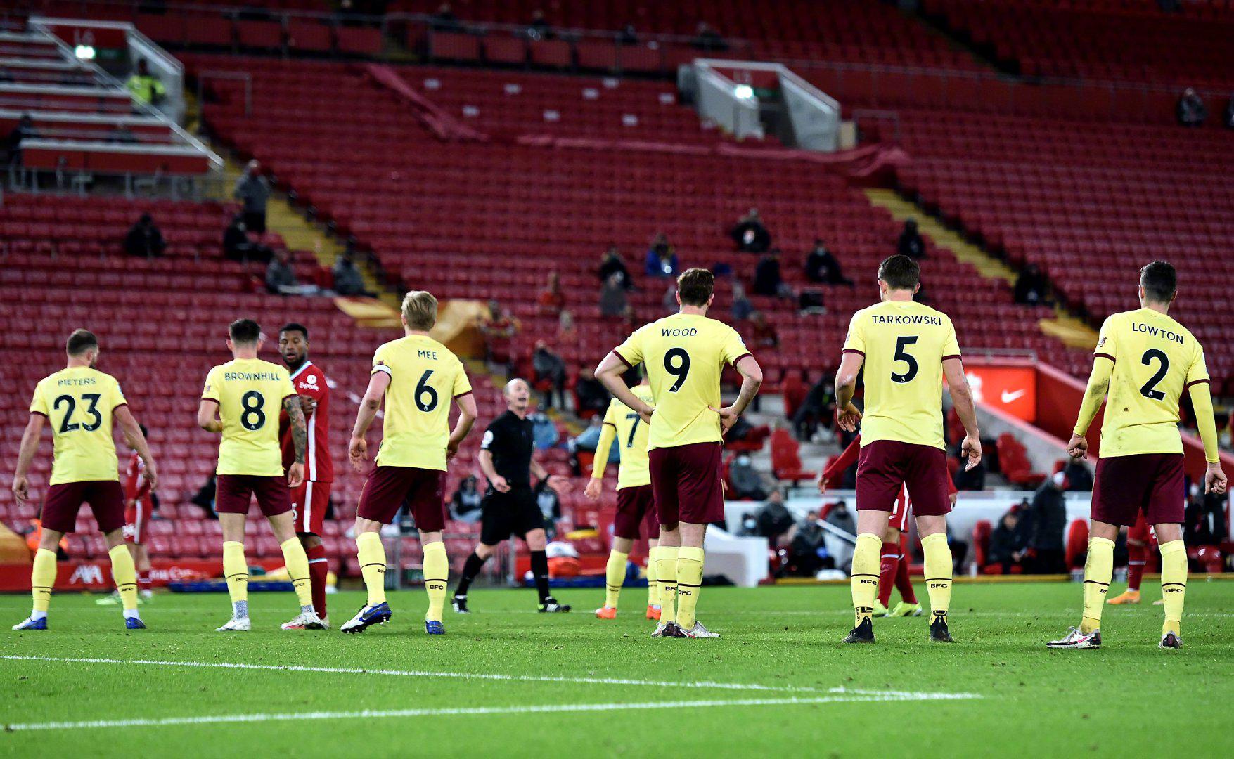 他以稳定的 他以稳定的